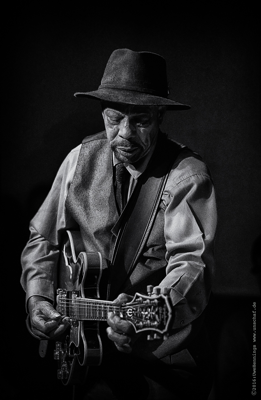 nothing but the blues -19-